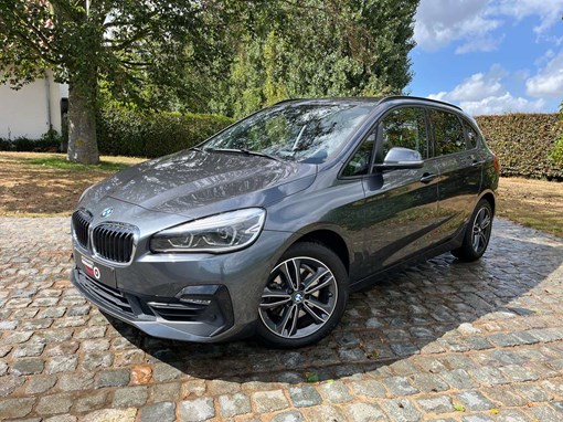 BMW 220