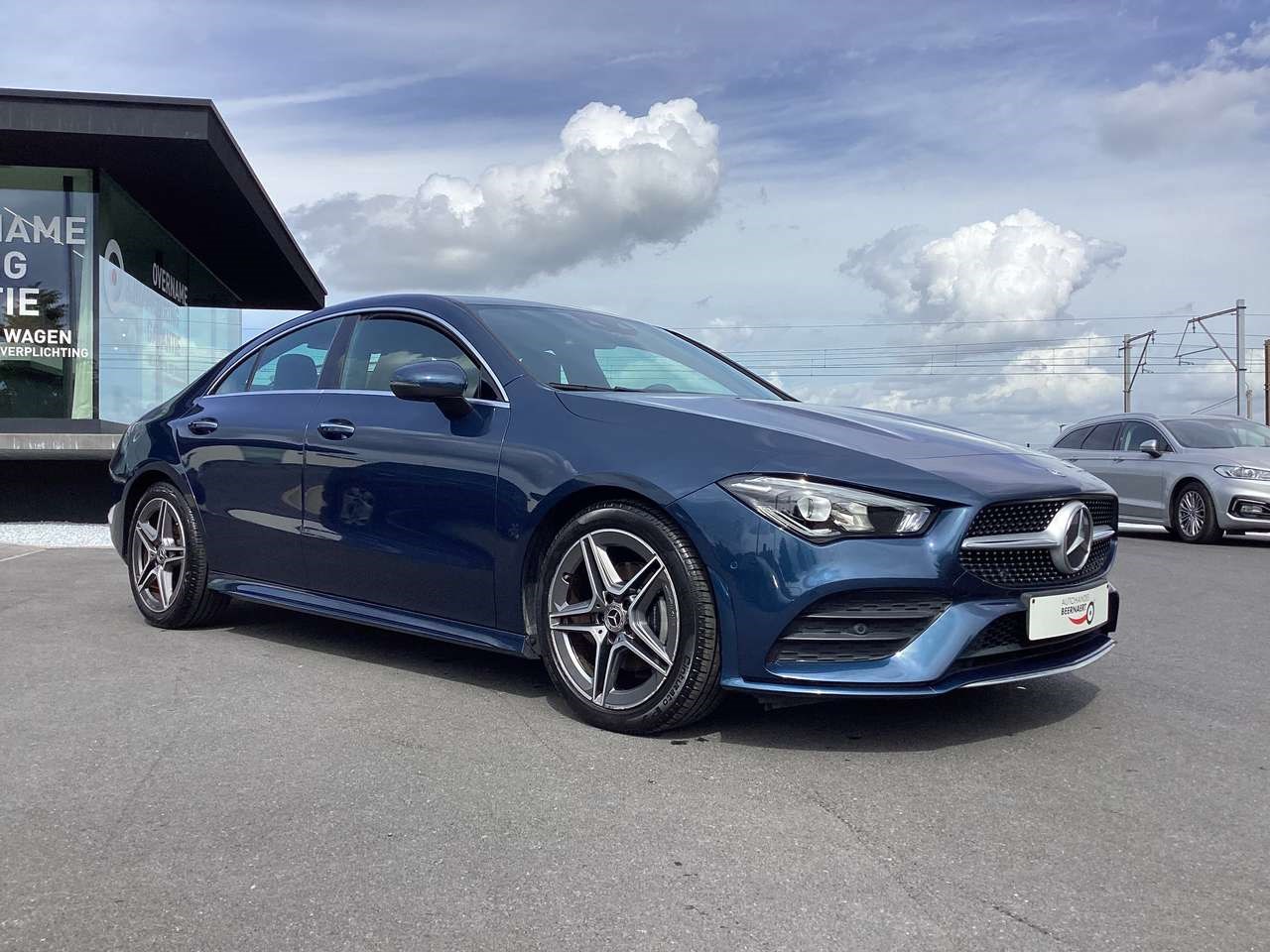 Mercedes-Benz CLA 180