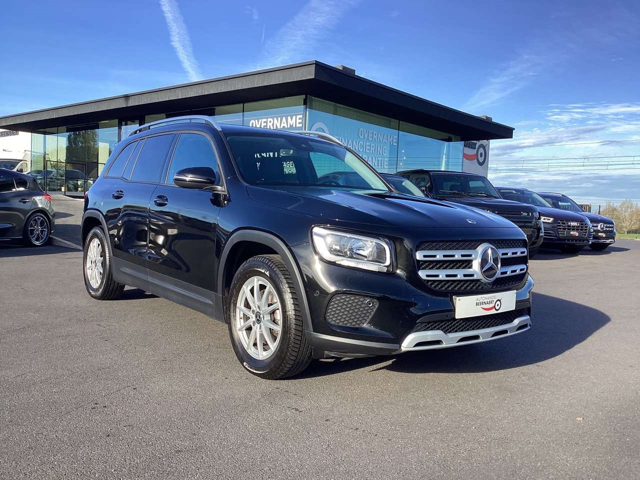 Mercedes-Benz GLB 180